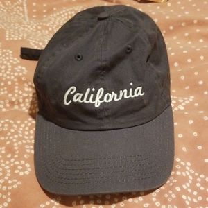 Brandy Melville "california" baseball cap